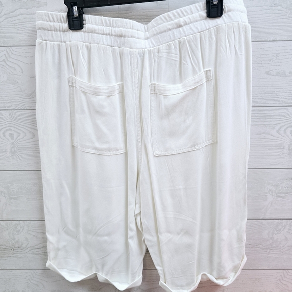 Splendid‎ White Drawstring Shorts - Picture 6 of 8